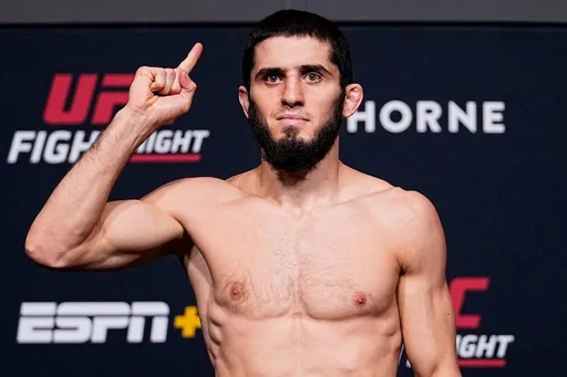 Боец Bellator Билостенный: Махачев будет чемпионом UFC, он и Хабиб – это лучшие борцы в ММА