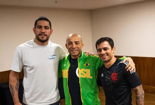 Чемпионы UFC Перейра и Пантожа встретились с Оливейрой и Альдо перед UFC 301