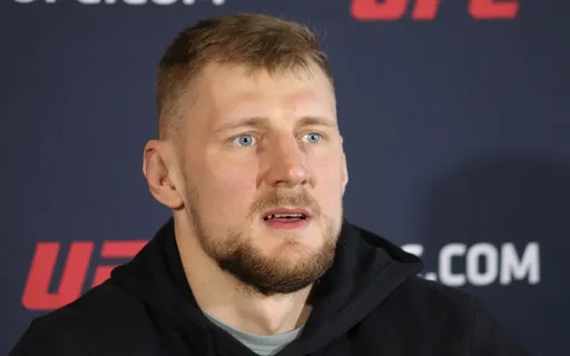 Кунченко: если Волков выберет правильный план на бой, он может выиграть у Павловича