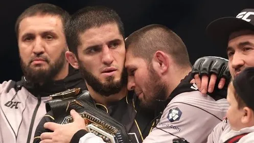 Хабиб рассказал, почему переживал за Махачева в бою с Волкановски на UFC 284