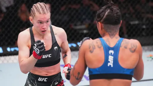 Дудакова единогласным решением судей победила Ю Фрей на UFC 294 в Абу-Даби
