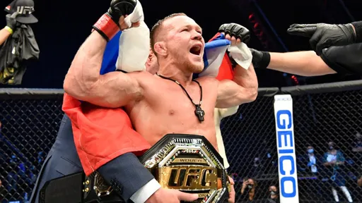 Чемпион UFC Петр Ян передал три миллиона рублей пострадавшим в Дагестане