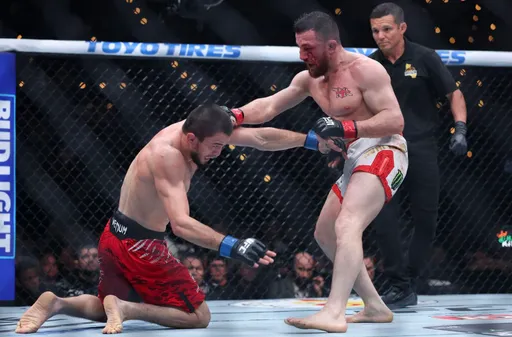 Малыхин: Двалишвили победил всех топов в легчайшем весе UFC