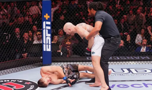 Митчелл: все, кого я знаю, плакали и думали, что я умер после нокаута на UFC 296