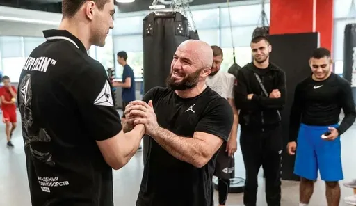 Исмаилов бросил вызов олимпийскому чемпиону по боксу Тищенко