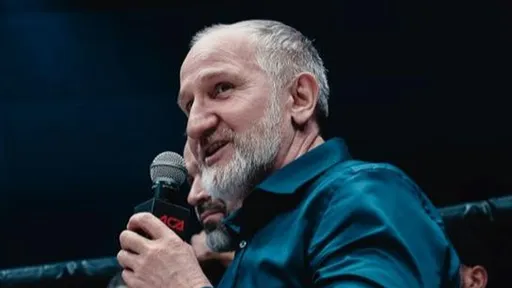Махно – о критике Хасиева в адрес Расулова: унизительно получить бонус за «Худший бой вечера»
