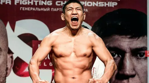 Хамитов одержал победу над Юсуповым в главном карде Hardcore MMA в Казахстане