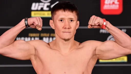 Жумагулов вызвал на бой бойца Rizin Оугикубо