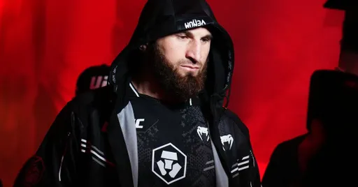 Анкалаев рассказал, почему отказался от боя с Перейрой на UFC 300