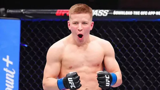 Боец UFC Вологдин надеется, что российских спортсменов вернут на международную арену