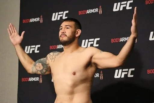 Бразилец Аугусто Сакай уволен из UFC