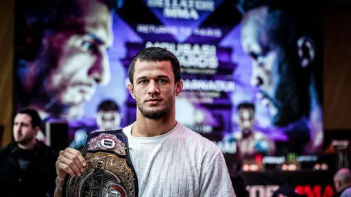Брат Хабиба провалил допинг-тест: его исключили из Гран-при Bellator и могут лишить пояса чемпиона
