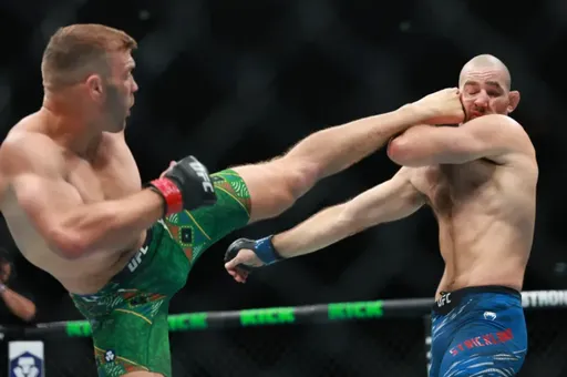 Глава UFC Уайт восхищен выступлением Стрикленда в бою с Дю Плесси