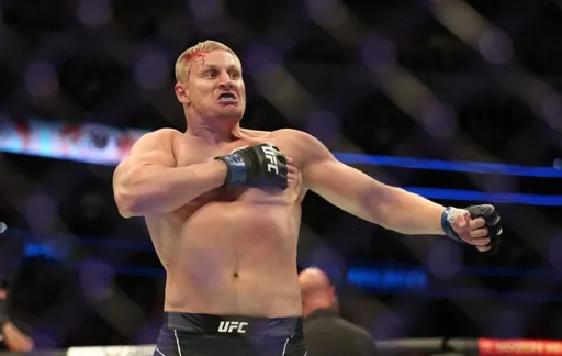 Павлович заявил, что хотел бы подраться с Миочичем за пояс UFC