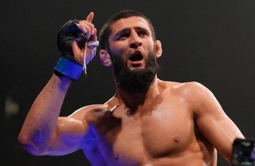 Чимаев вошел в топовую десятку среднего дивизиона UFC