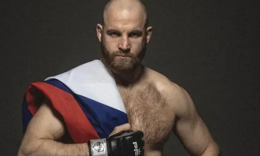 Гольцов отказался раскручивать бой с Нганну в PFL