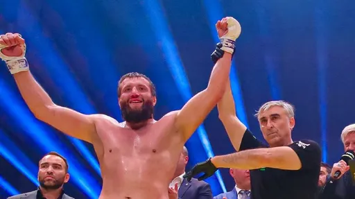 Экс-чемпион AMC Fight Nights Шуаев победил Шаколова на Ural FC 5