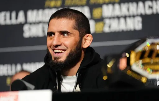 Ибрагимов: второй пояс чемпиона UFC Махачева – значимая победа для России