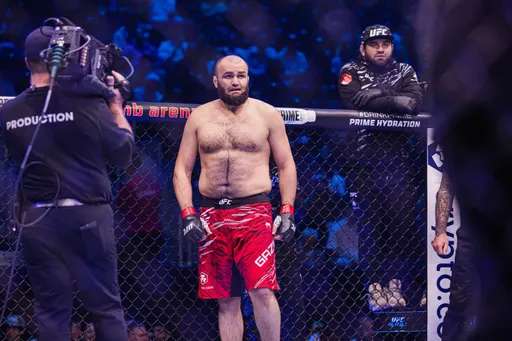 Газиев проведет бой с Тейшейрой 21 ноября на турнире UFC в Дохе