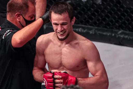 Немков: Нурмагомедов сильнее Дэвиса, но это MMA, потому все может закончиться как угодно