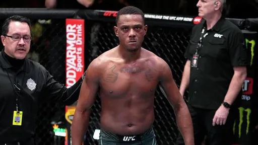 Хилл заявил, что готов провести бой против Аспиналла в тяжелом весе UFC