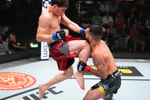 Мовсар Евлоев вошел в топ-10 рейтинга UFC