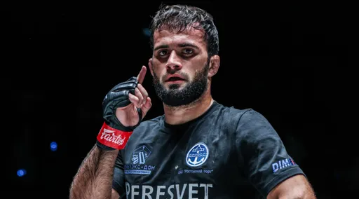 Россиянин Шамиль Гасанов одержал победу на турнире ONE Fight Night 34 в Бангкоке