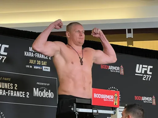 Павлович оказался тяжелее Тейшейры перед боем на турнире UFC в Макао