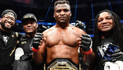 Малыхин: Нганну копал рудники за бутылку воды, потом попал в UFC, и о нем узнал весь мир