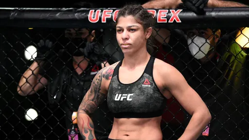 Стали известны обладатели бонусов по итогам турнира UFC Vegas 77
