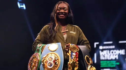 Шилдс хочет провести два боя с чемпионкой UFC Нуньес