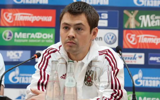 Динияр Билялетдинов: я бы отказался играть без флага и гимна
