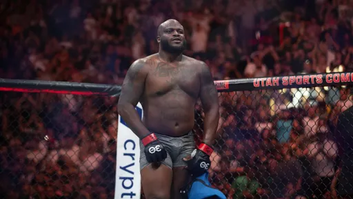 Льюис проведет бой с Динизом 3 ноября на турнире UFC Fight Night 246
