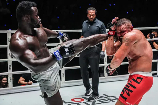 Анатолий Малыхин – Умар Кане: во сколько начало боя на турнире ONE Friday Fights 154 в Бангкоке