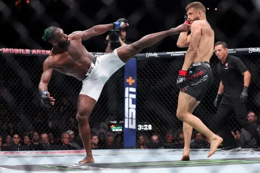 Стерлинг бросил вызов Ортеге после победы на UFC 300