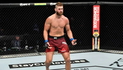 Чемпион UFC Прохазка ответил на вызов Блаховича