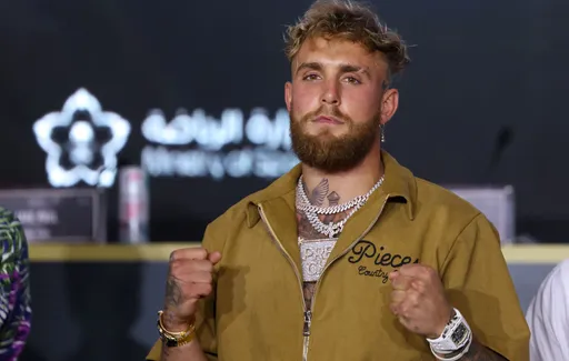 Джейк Пол готов заплатить миллион долларов тяжеловесу UFC за боксерский поединок