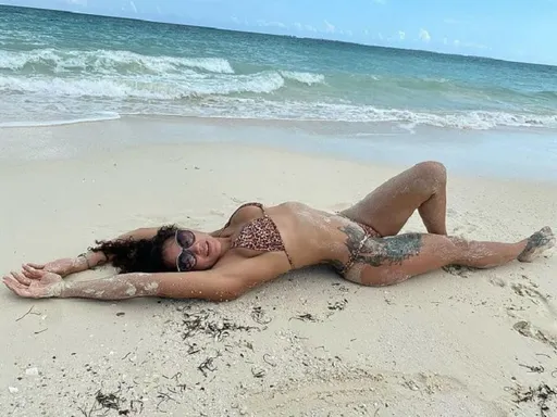 Перл Гонсалез показала фото в сексуальных трусиках