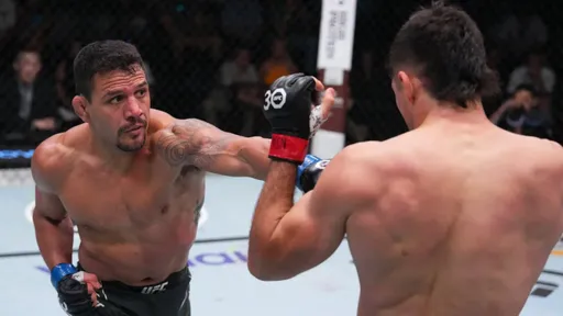 Люке переиграл дос Аньоса в тактической битве, Свонсон осадил канадца: UFC on ESPN 51