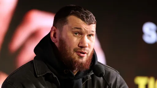 Махмудов заявил о желании провести бой с Уайлдером