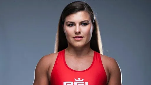 Мохнаткина назвала свою главную соперницу в PFL
