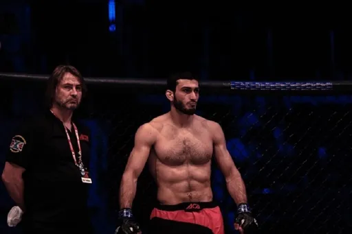 Гасанов и Фролов проведут бой за титул чемпиона ACA