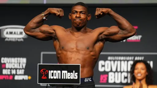 Сехудо: у Бакли больше всех досрочных побед в UFC, если считать с 2020 года