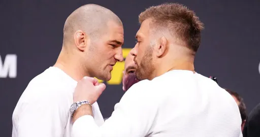 Дю Плесси дал обещание перед боем со Стриклендом за пояс UFC