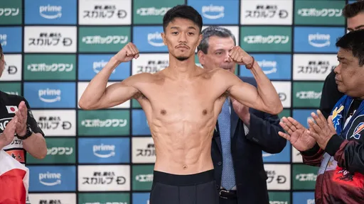 Чемпион WBC Накатани победил Нишиду и завоевал титул IBF в легчайшем весе