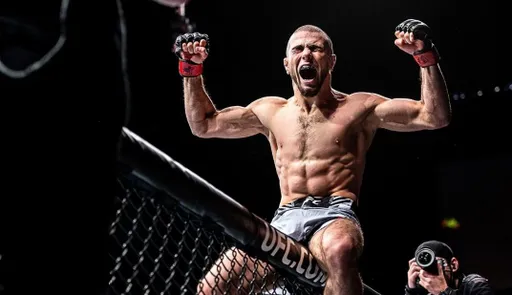 Мокаев пообещал стать самым молодым чемпионом в истории UFC
