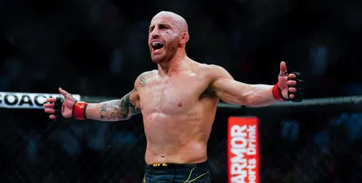 Волкановски может провести бой в августе на турнире UFC 305