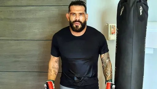 Антонио «Бигфут» Силва проиграл Олегу Попову в рамках MMA Series