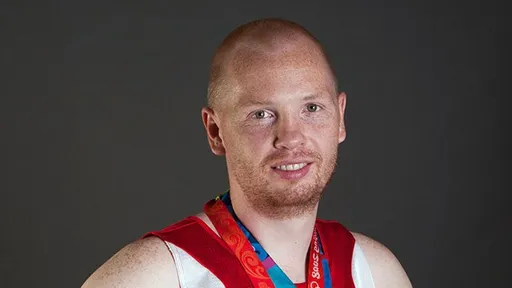 Алексей Тищенко считает, что американец Джонсон победит россиянина Петровского в предстоящем бою