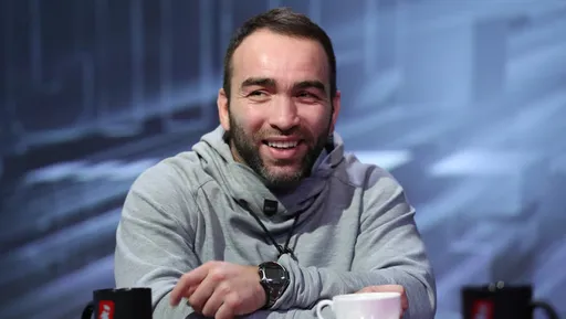 «Анкалаеву не нужно сжигать мосты с UFC». Камил Гаджиев — про Царукяна, Забита и бой для Лютикова